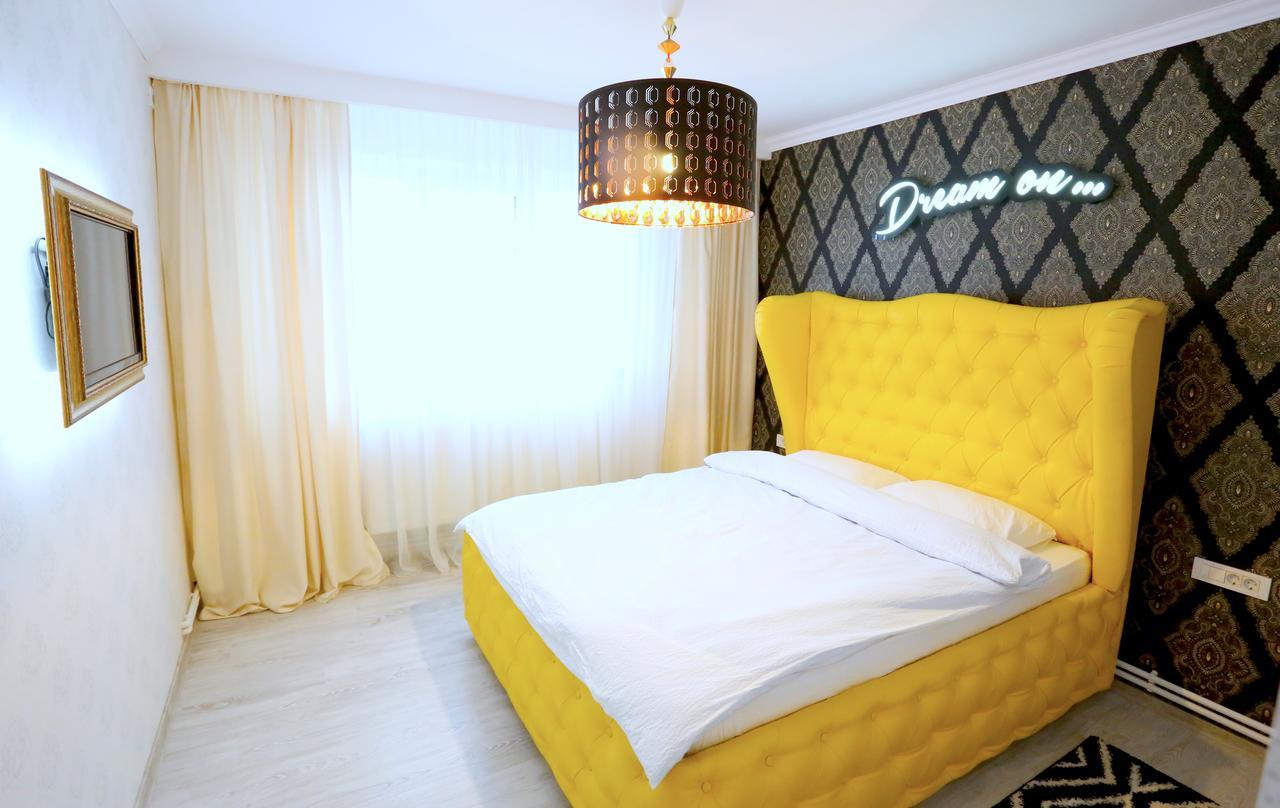 Soho Apartment Near Ceronav Galaţi Eksteriør billede